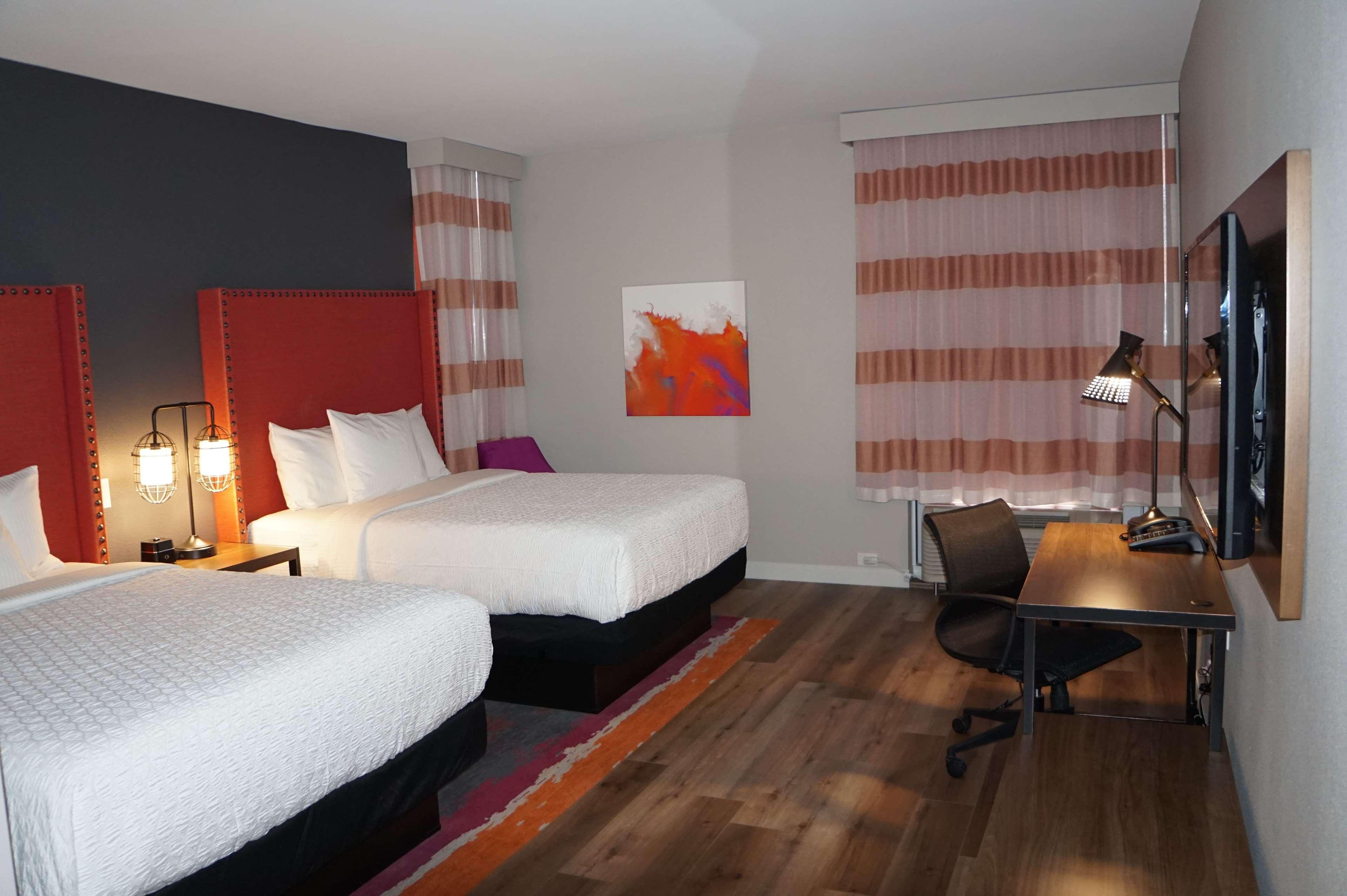 La Quinta Inn & Suites By Wyndham Lewisville Eksteriør bilde