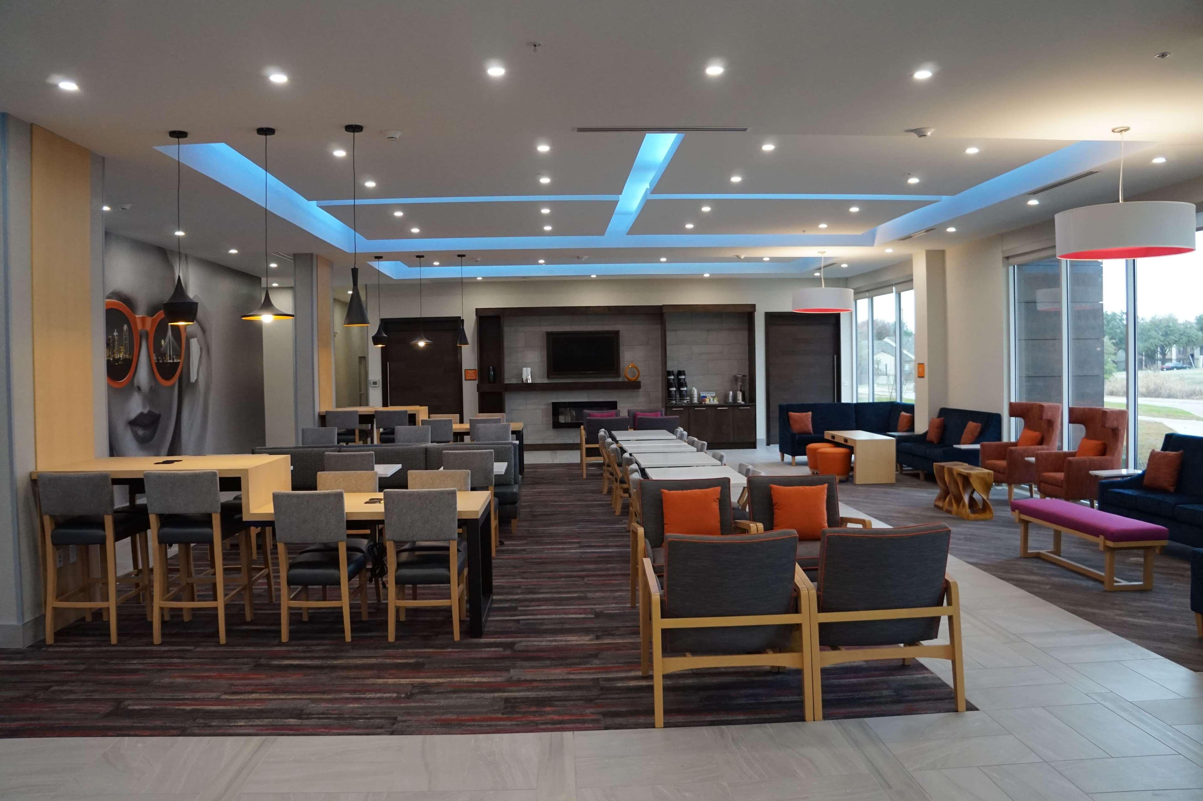 La Quinta Inn & Suites By Wyndham Lewisville Eksteriør bilde