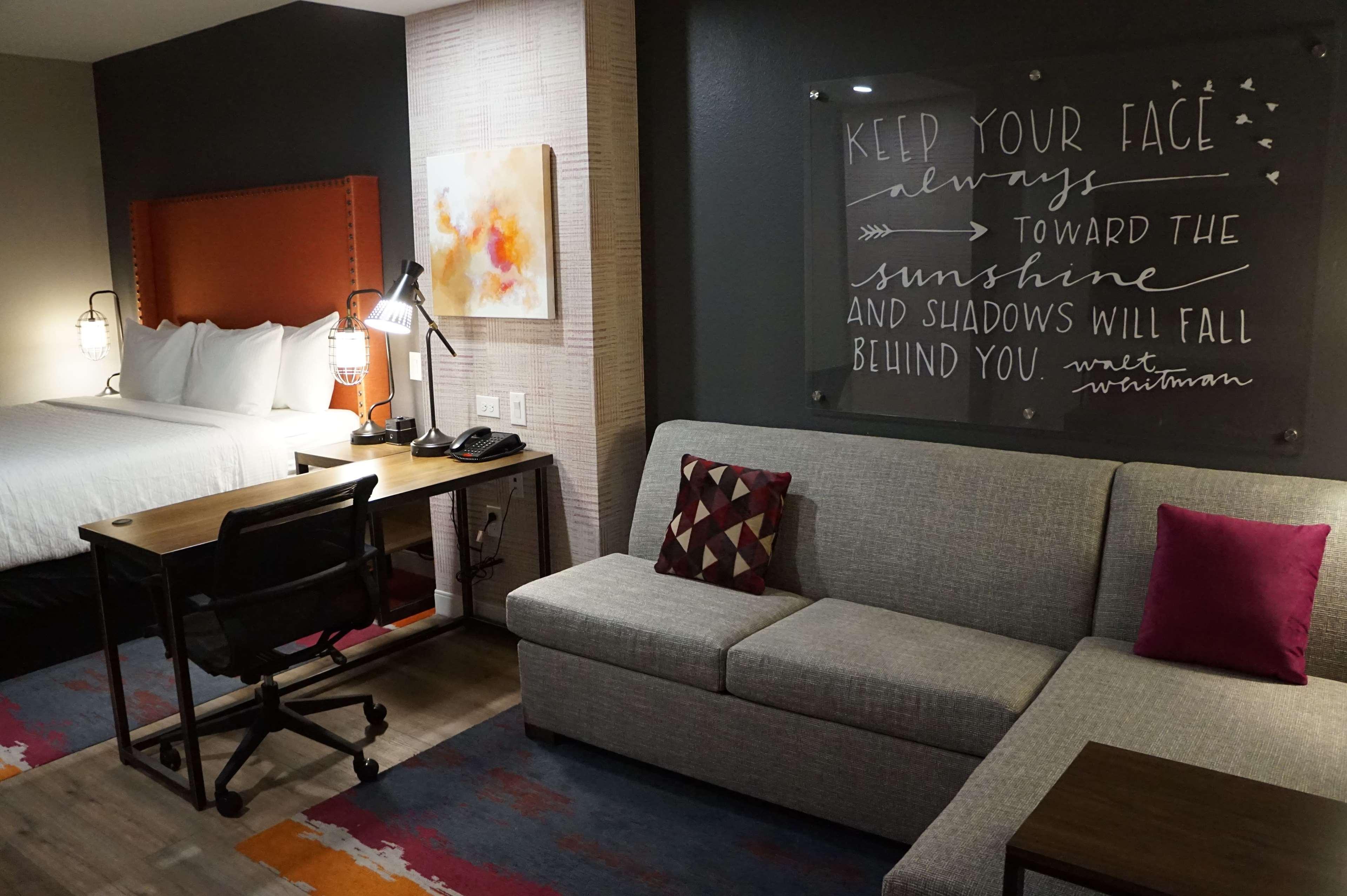 La Quinta Inn & Suites By Wyndham Lewisville Eksteriør bilde